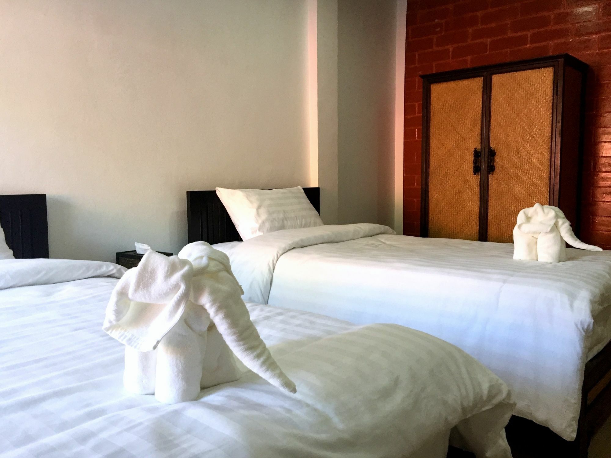 Summer Guesthouse And Hostel Тау Экстерьер фото